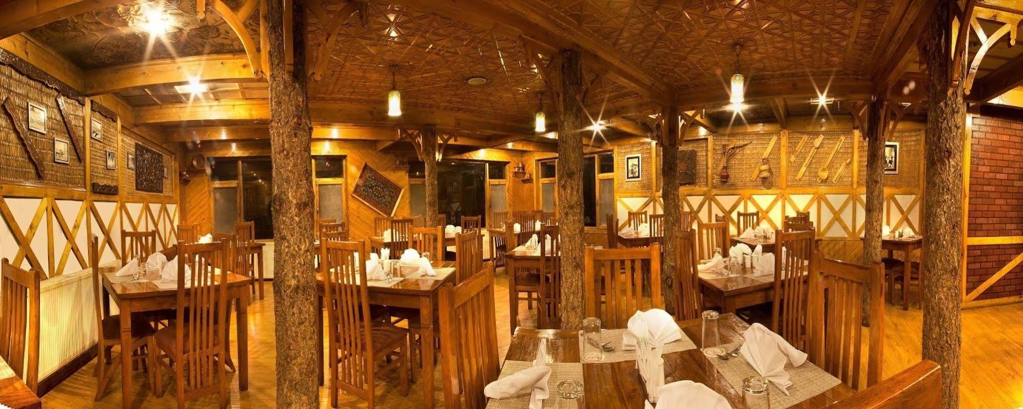 Heevan Retreat Gulmarg Kültér fotó